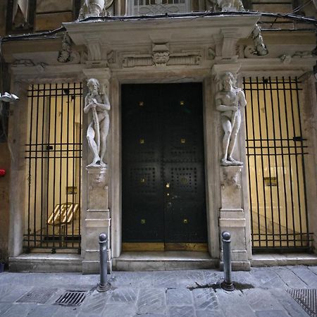 Nik Rooms Genoa Luaran gambar