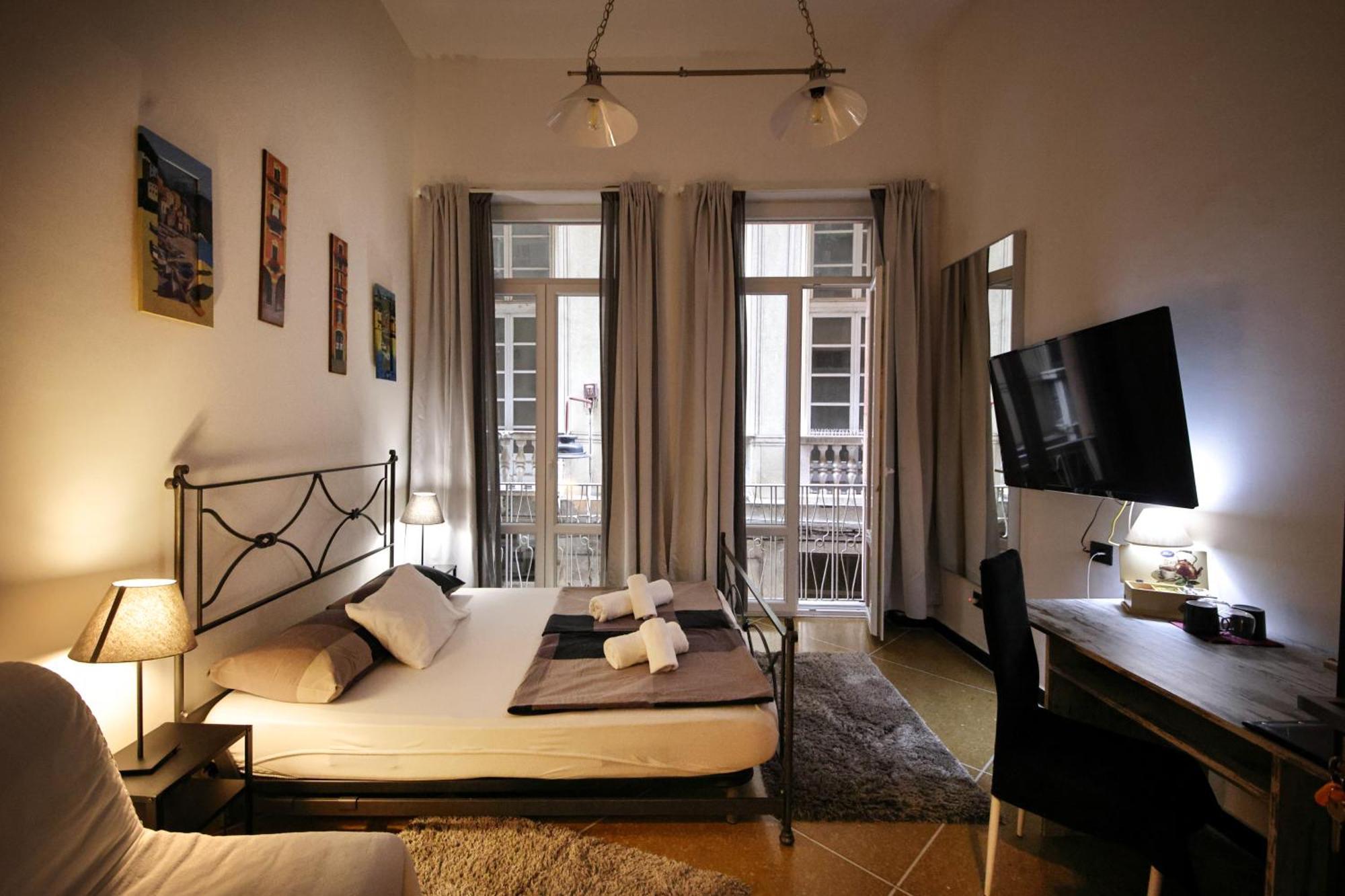 Nik Rooms Genoa Luaran gambar