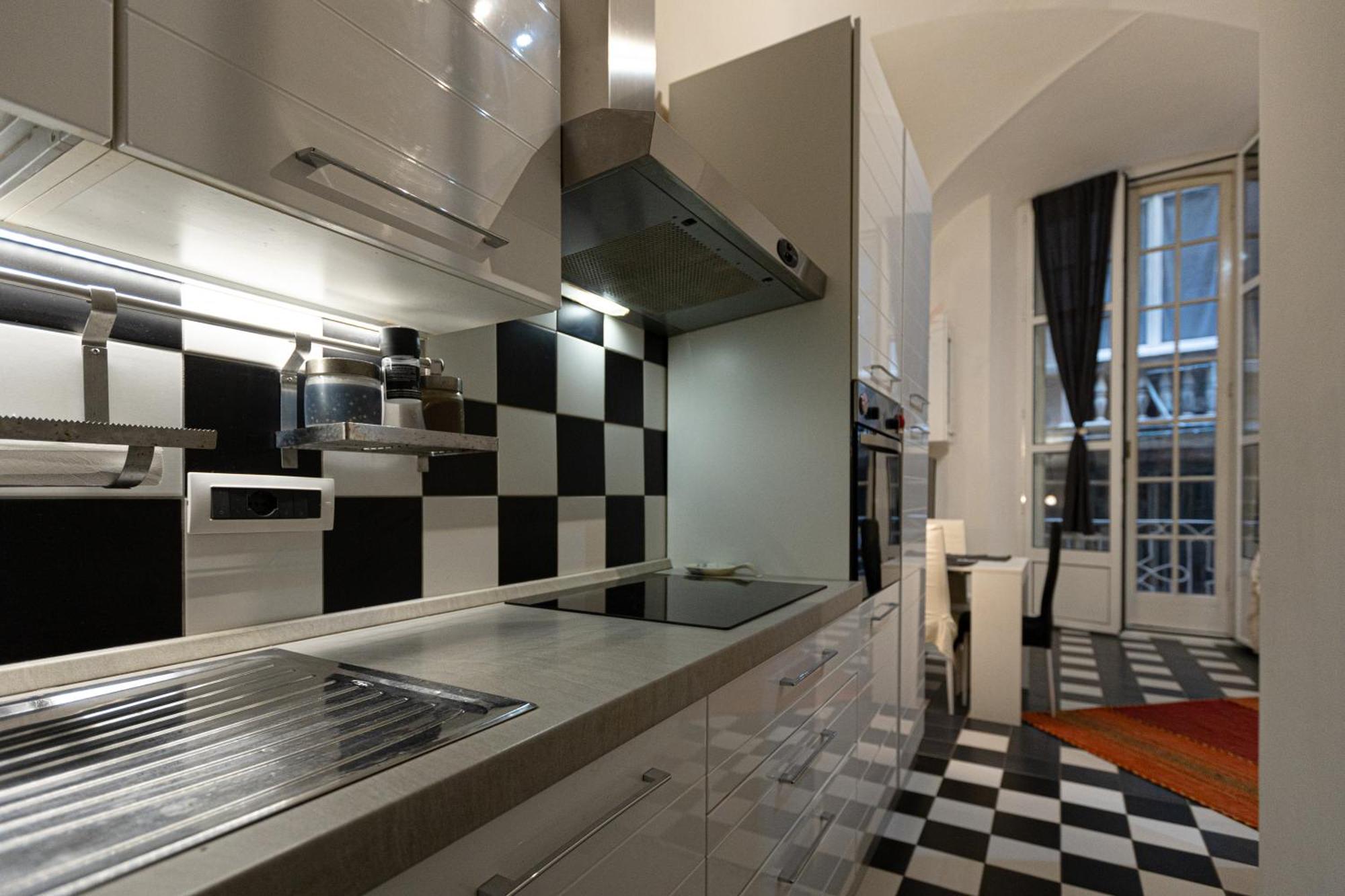 Nik Rooms Genoa Luaran gambar